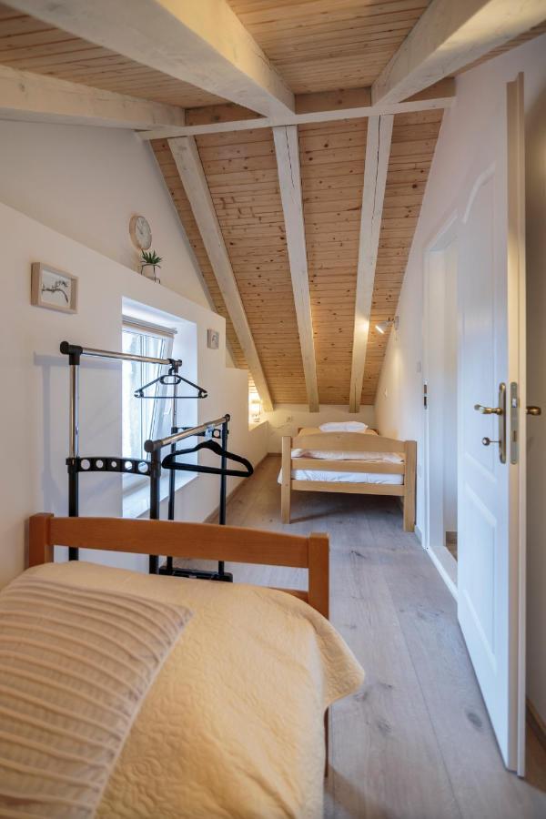 Apartments Bepi Komiža Екстериор снимка