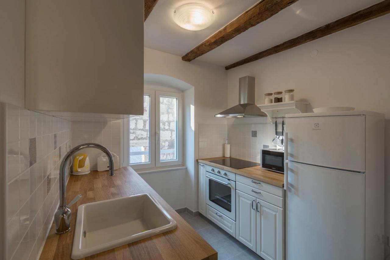 Apartments Bepi Komiža Екстериор снимка