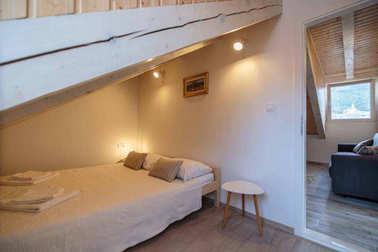Apartments Bepi Komiža Екстериор снимка