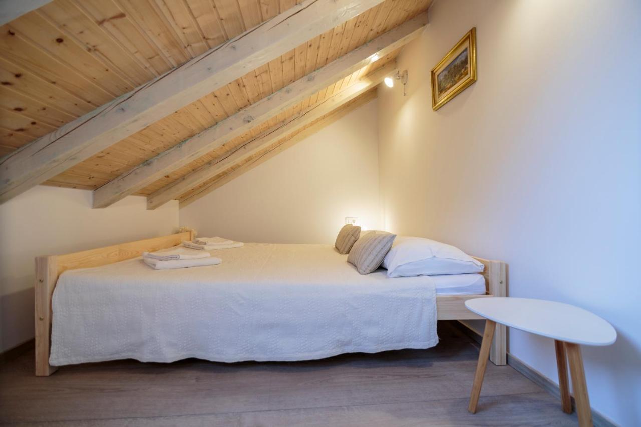 Apartments Bepi Komiža Екстериор снимка