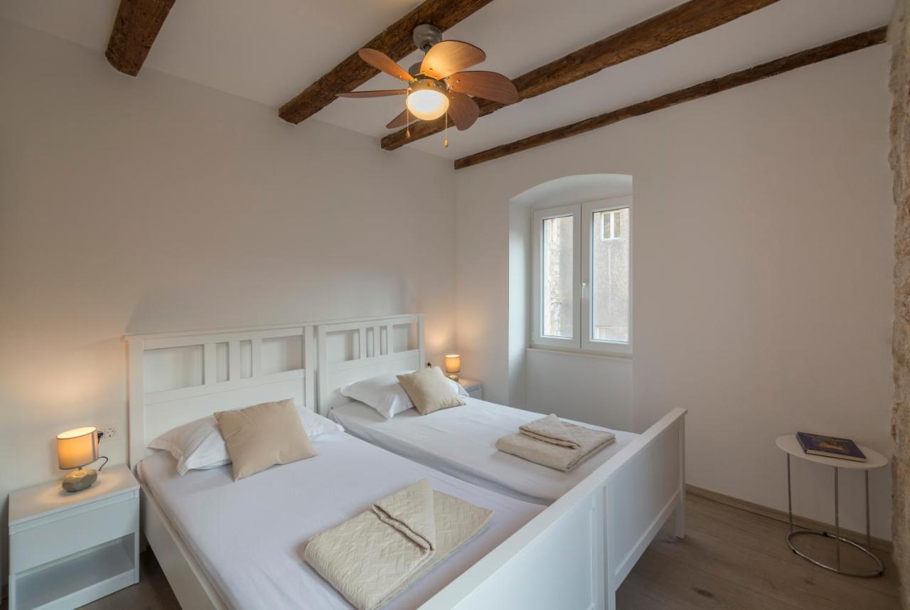 Apartments Bepi Komiža Екстериор снимка