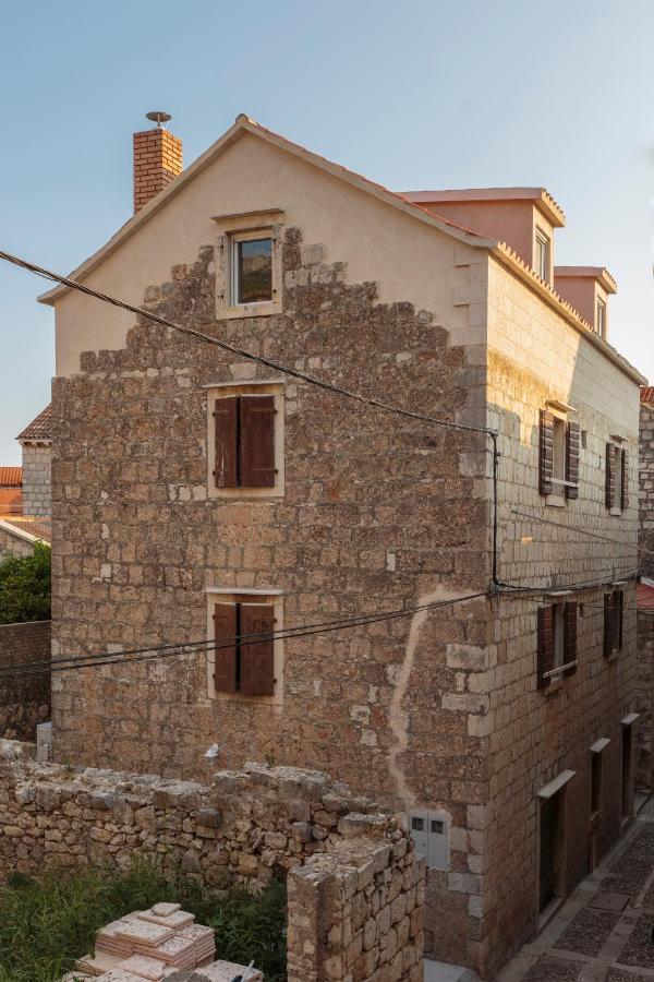 Apartments Bepi Komiža Екстериор снимка