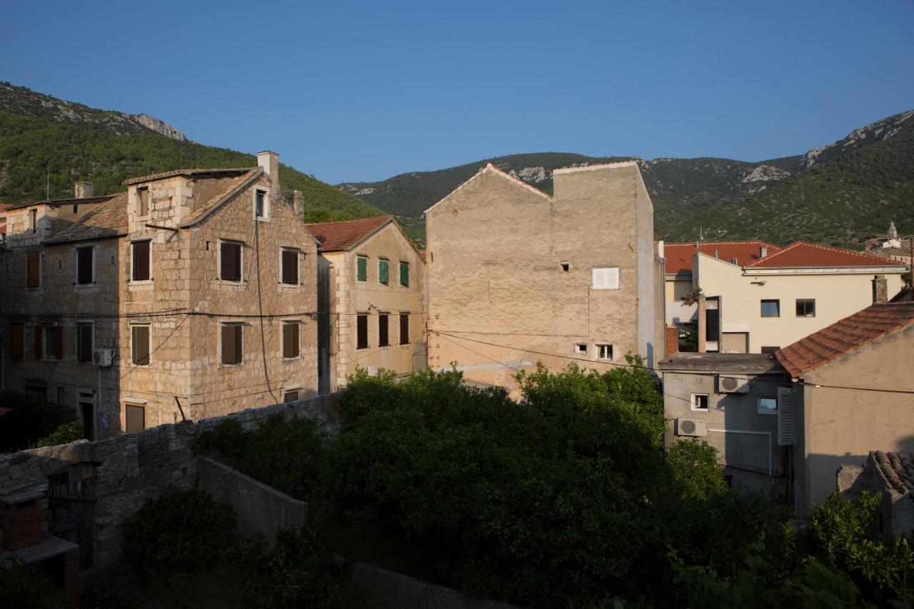 Apartments Bepi Komiža Екстериор снимка